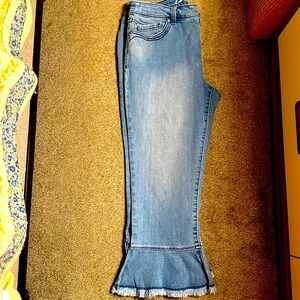 International Concepts Cropped Jeans